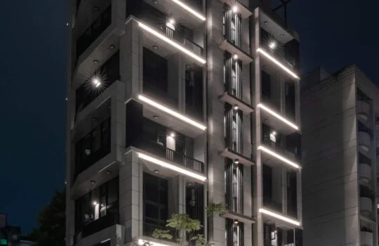 東其建設・文山晶硯｜亮燈建築轉角與街道入口