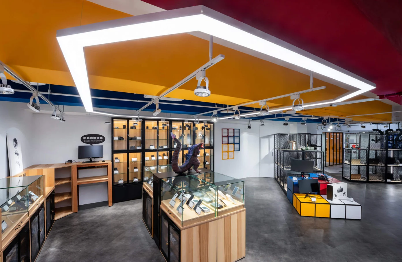 US3C專賣店|玻璃商品櫃與背光鐵網展示盒