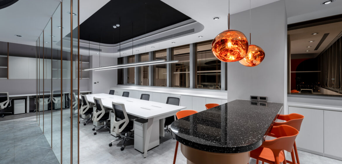 辦公室拍攝,辦公室內設計,不鏽鋼板設計,商業空間拍攝,奇拓設計,空間攝影,finestudio空間攝影