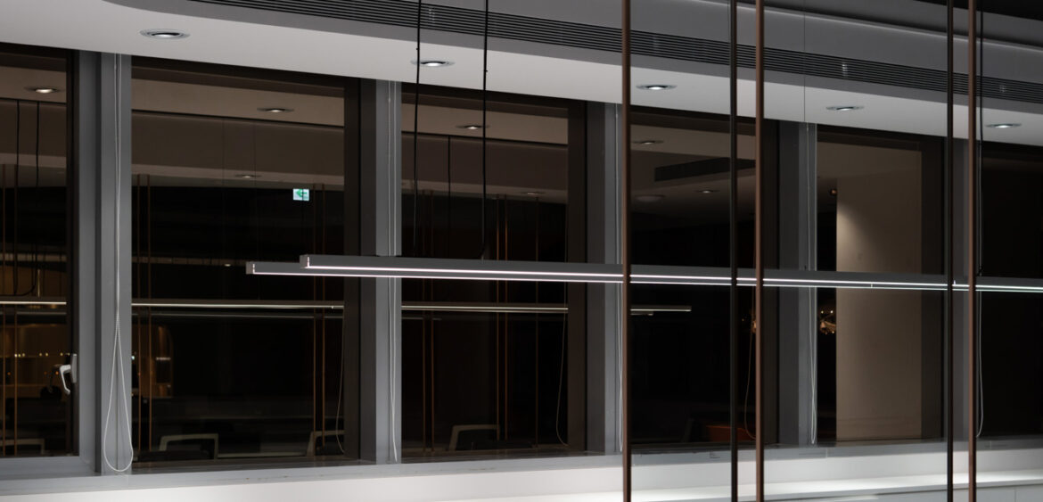 辦公室拍攝,辦公室內設計,不鏽鋼板設計,商業空間拍攝,奇拓設計,空間攝影,finestudio空間攝影